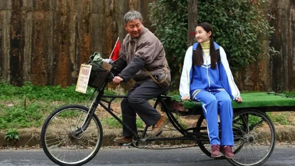 搭错车酒干倘卖无关晓彤第13集,搭错车关晓彤牛骏峰第几集出现的