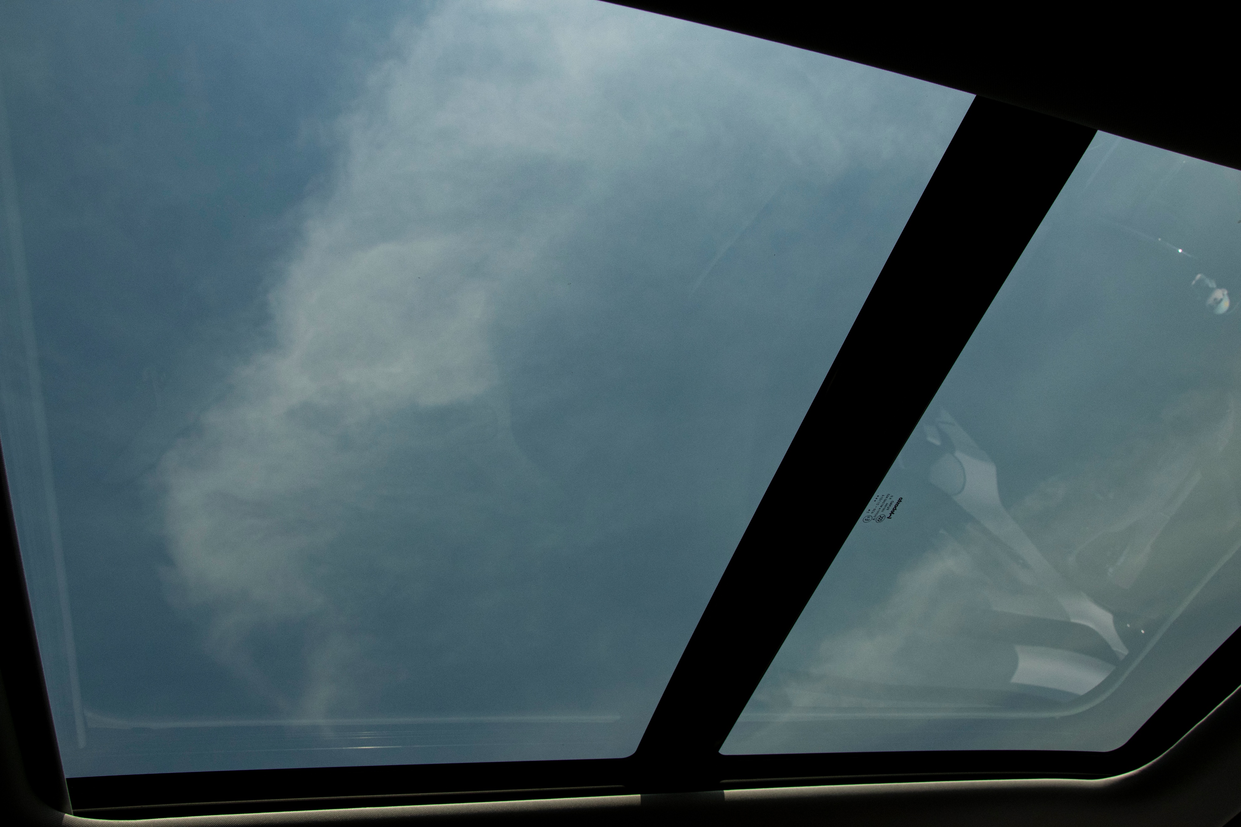 零跑c11增程这车值得买吗,为什么大家都选零跑全新c11