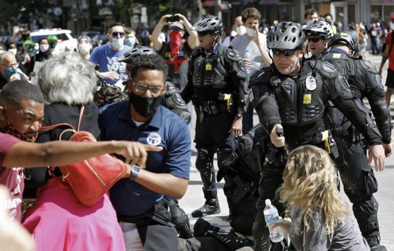 为何欧洲不断没落呢,欧洲为什么突然崛起了