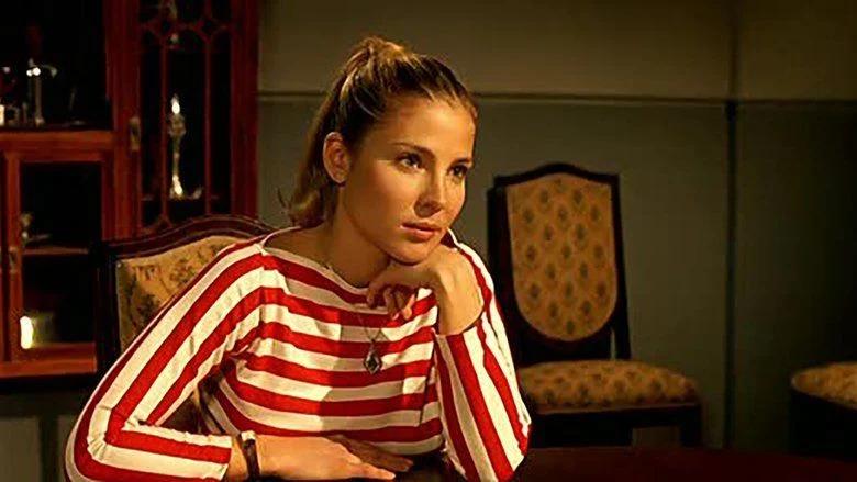 锤嫂埃尔莎帕塔奇带娃在海边冲浪,锤嫂电影