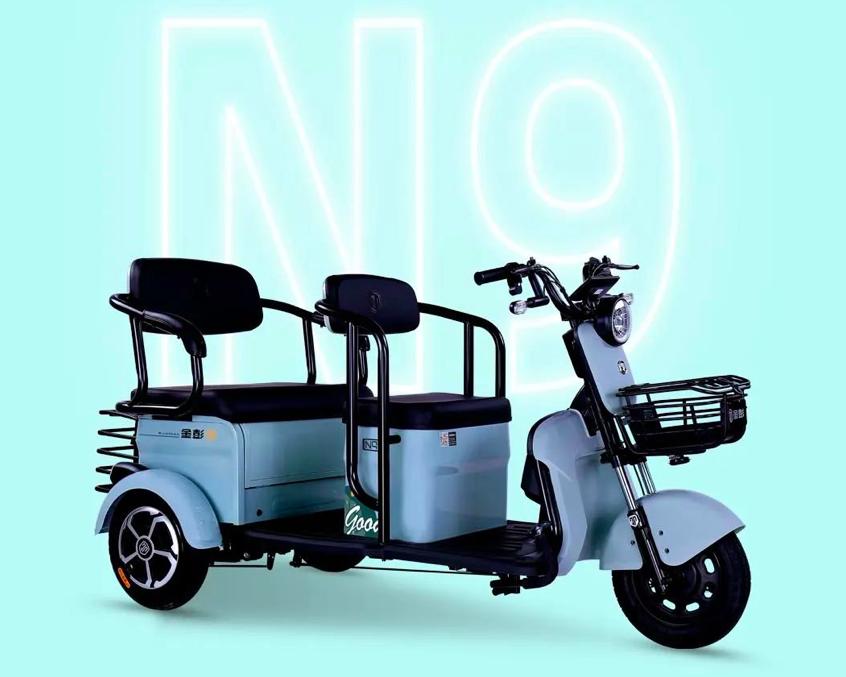 最新款双门四座三轮车,七座三轮车最新款