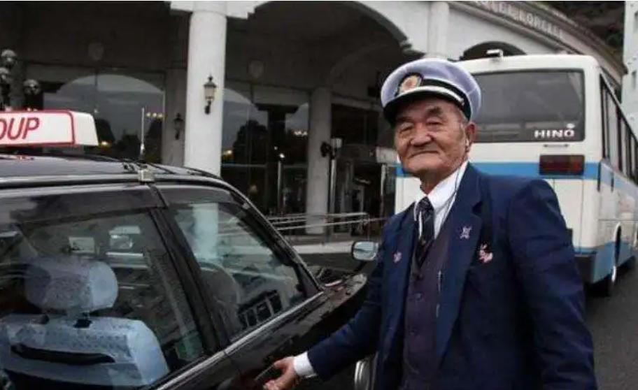 麦当劳退休人员招聘,麦当劳招聘退休人员的工作要求