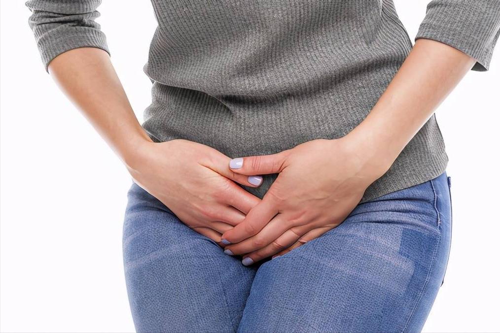 女外阴感觉干涩怎么回事,女外阴干涩怎么回事