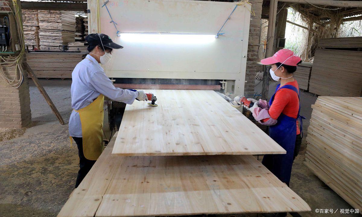 木材加工怎么才能一年挣几十万呢,开个废旧木材加工需要多少钱