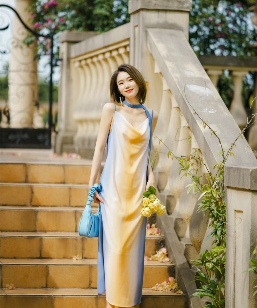 适合短发穿的气质款连衣裙,适合40岁短发女人穿的连衣裙