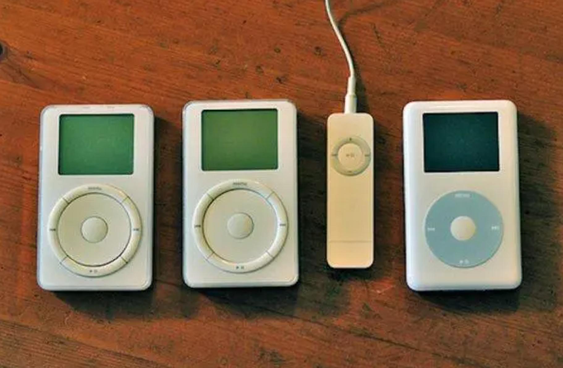 索尼最早的磁带随身听小磁带,索尼推出带mp3的cd随身听