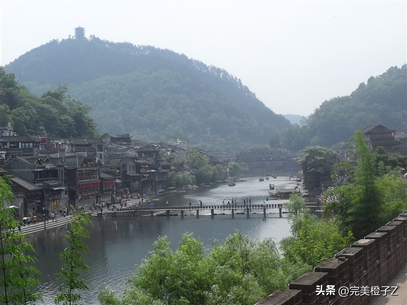 凤凰古城2晚3天游玩,凤凰古城定制游