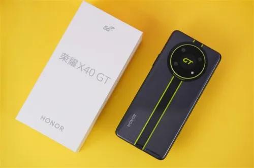 荣耀x40gt和联想y70对比,荣耀x40gt竞速版跑外卖