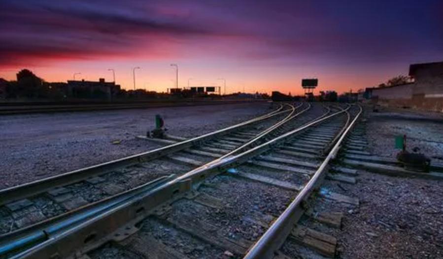 澳洲葡萄酒对华出口暴跌92%,连铁矿石也可能被俄罗斯取代