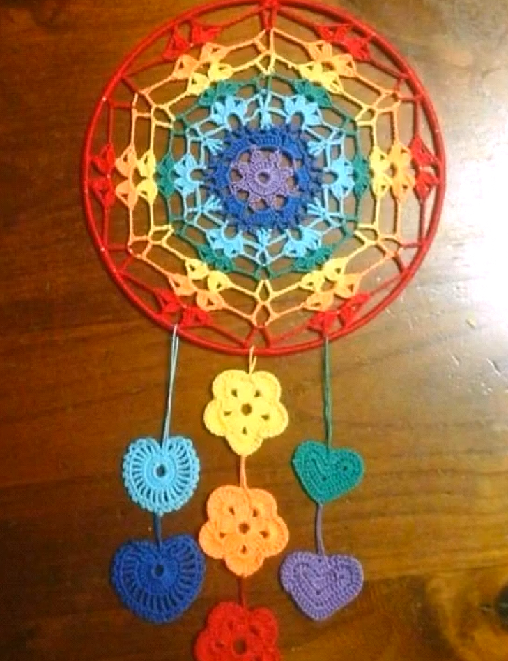 钩针编织各种墙挂花篮,钩针花环墙挂玫瑰花教程