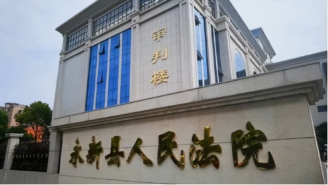 男子冒充女性跟老板网恋,男子冒充富二代诈骗女友50万