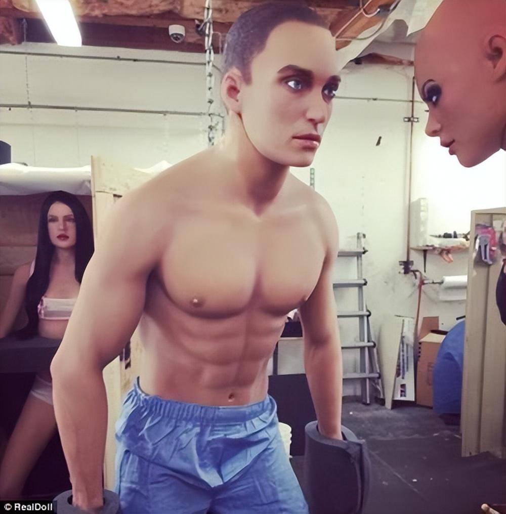 男士机器人特点,男机器人和女机器人有什么区别