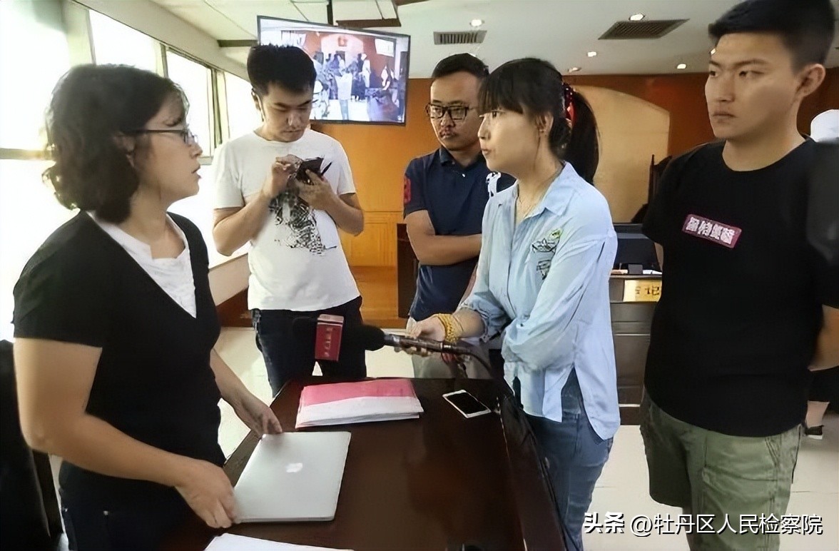 只因孩子哭闹母亲便痛下杀手,6岁儿童被亲生母亲打残