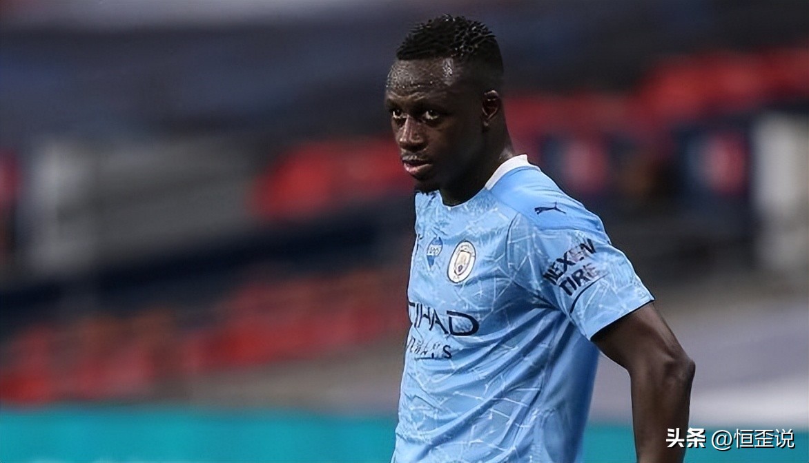 盘点足坛堪称球王的五大巨星,世界足坛公认的四大球王排名表格