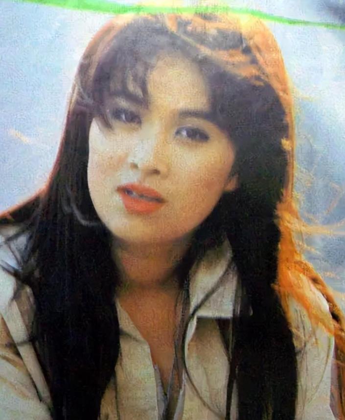 50宀佺殑閭h嫳鐜板湪鎬庝箞鏍蜂簡,53宀佺殑閭h嫳鎬庝箞鏍蜂簡