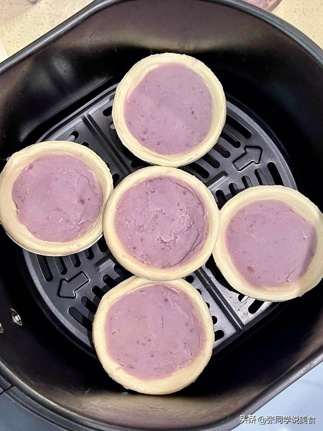 自制芋泥蛋挞是谁发明的吃法啊,芋泥蛋挞和普通蛋挞哪个好吃