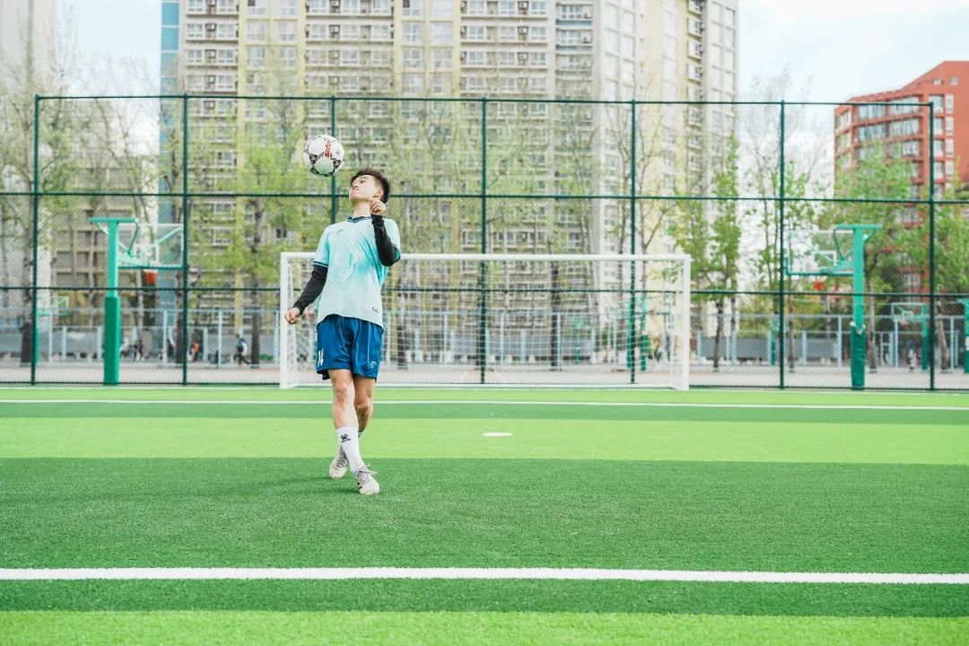 足球场改造扩建,最新足球场开放