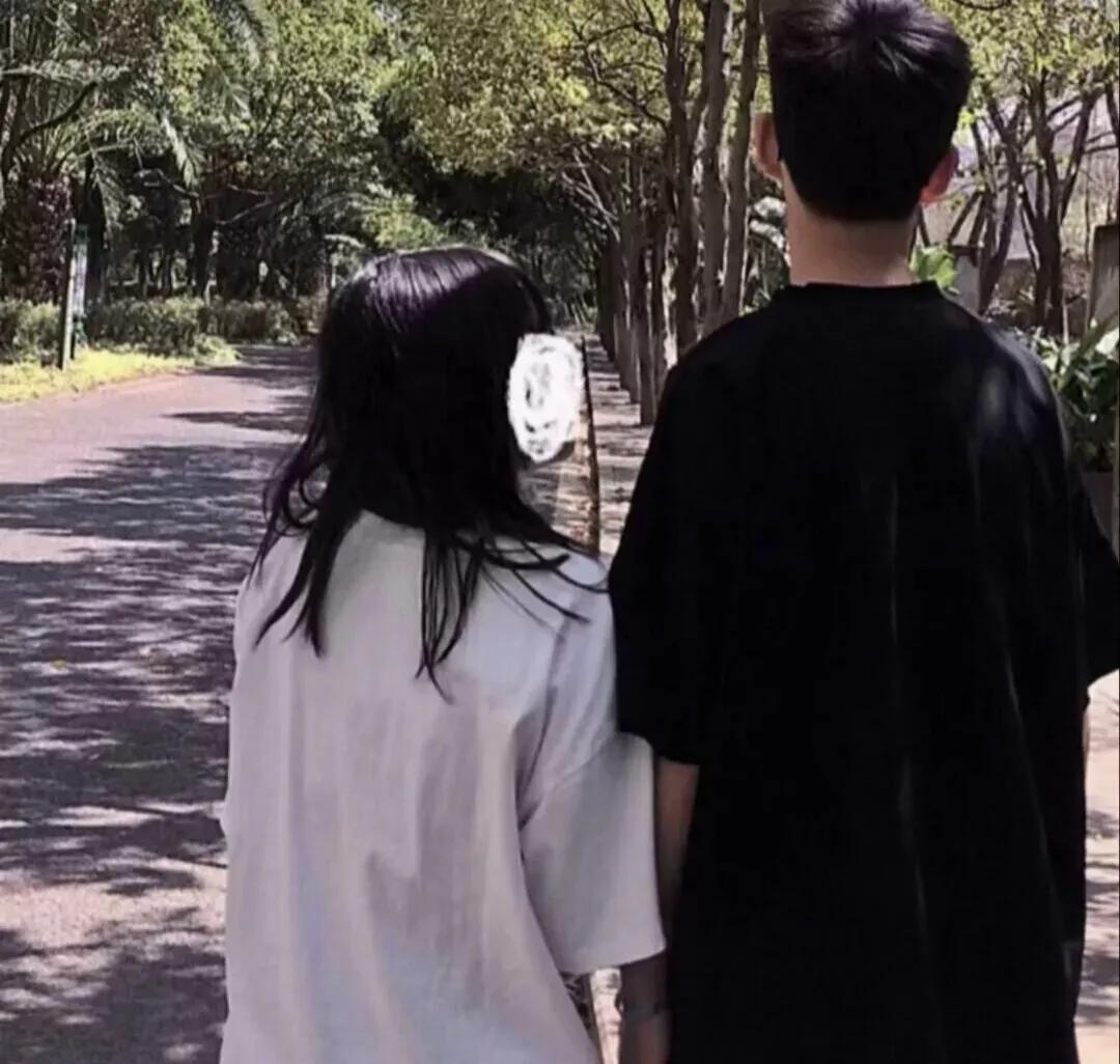 520创意文案图片,520浪漫文案黄金珠宝店