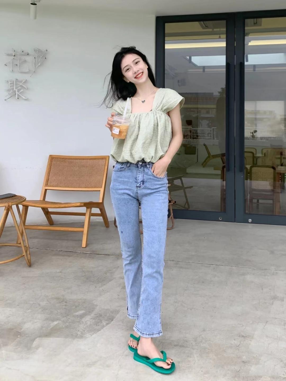 牛仔裤除了搭小白鞋还能搭什么鞋 (白色牛仔裤搭什么鞋子)