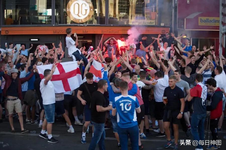 球迷被占座发生了，但是卡塔尔为什么没见到足球流氓？