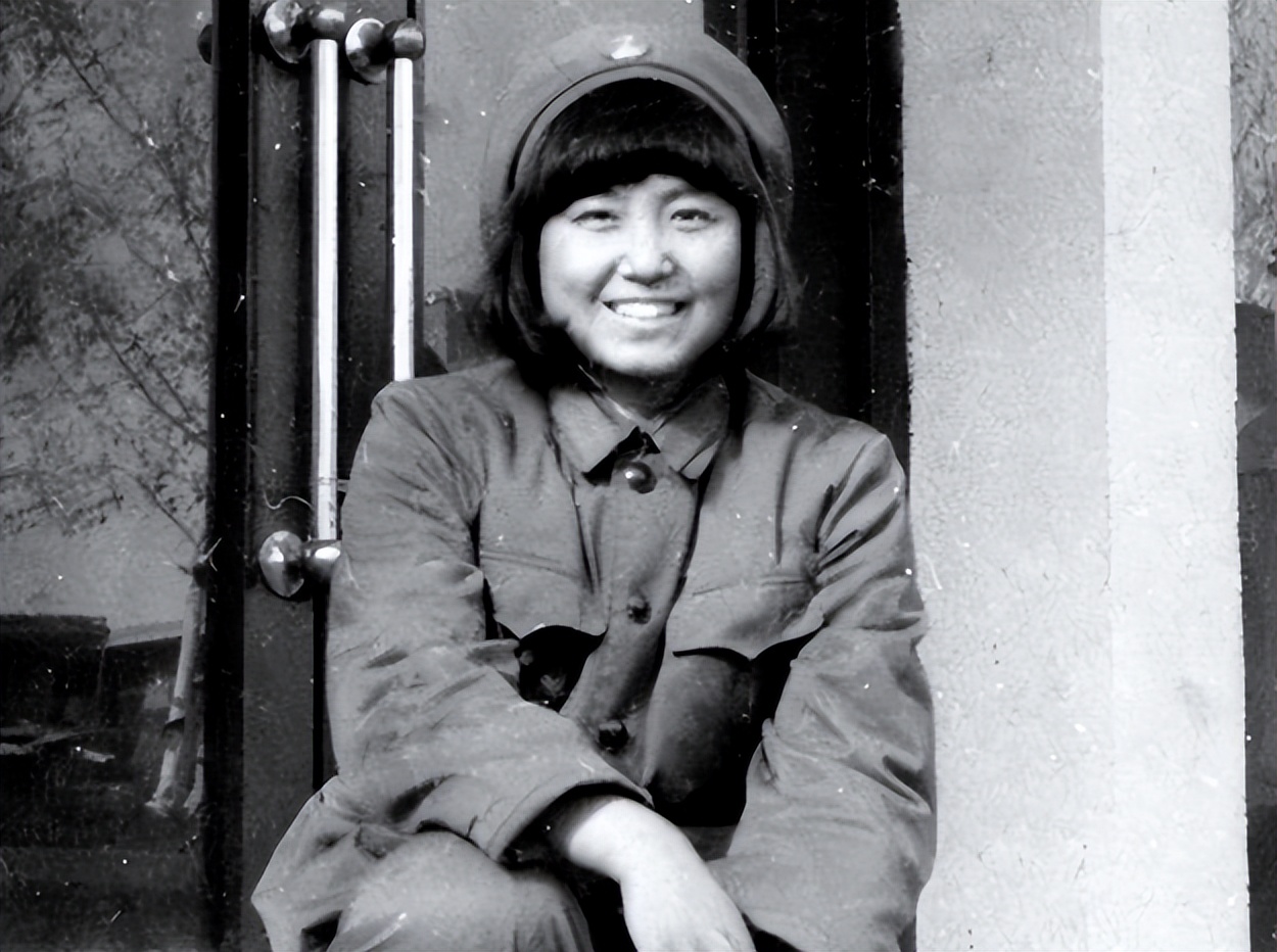 黑老大嚣张挑衅检疫处长事件,河南嚣张杀人犯顶撞审判长