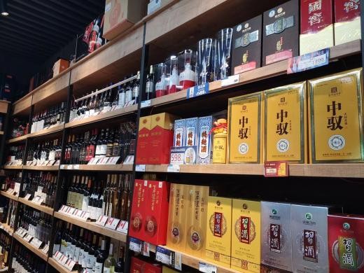 贵州人都喝什么茅台酒,贵州请人吃饭喝什么酒