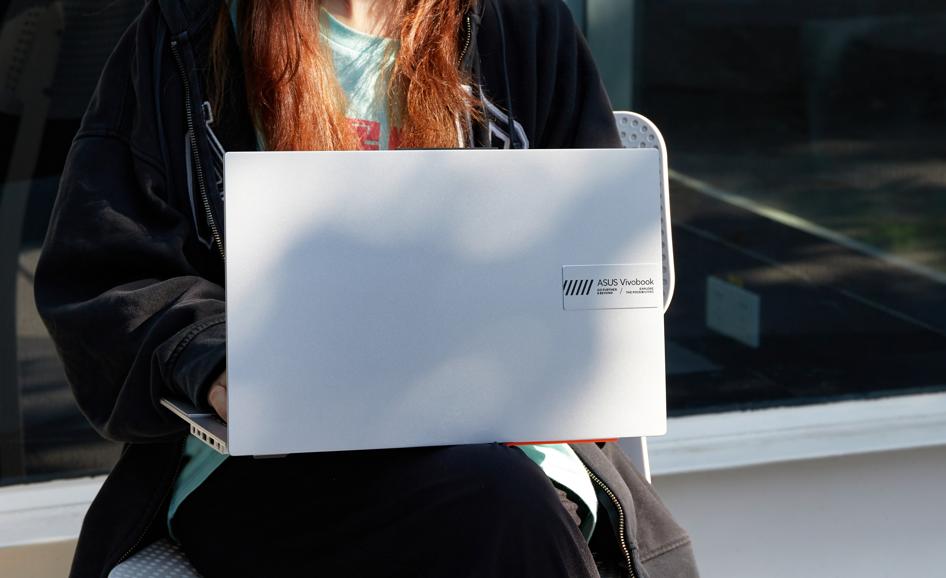 华硕无畏15i2023轻薄笔记本评测,高性能笔记本推荐华硕无畏15