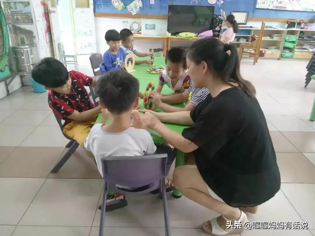 孩子总说同学不愿意和他玩怎么办,同学说不跟你玩了要怎么引导孩子
