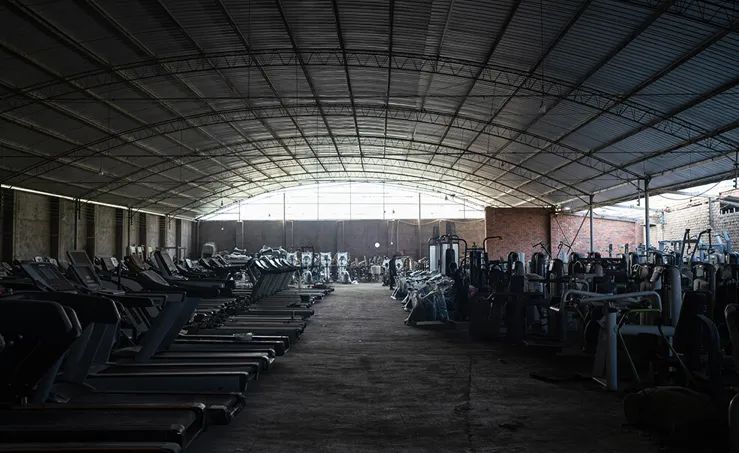 疫情下倒闭的健身房,健身房疫情后开业了生意惨淡