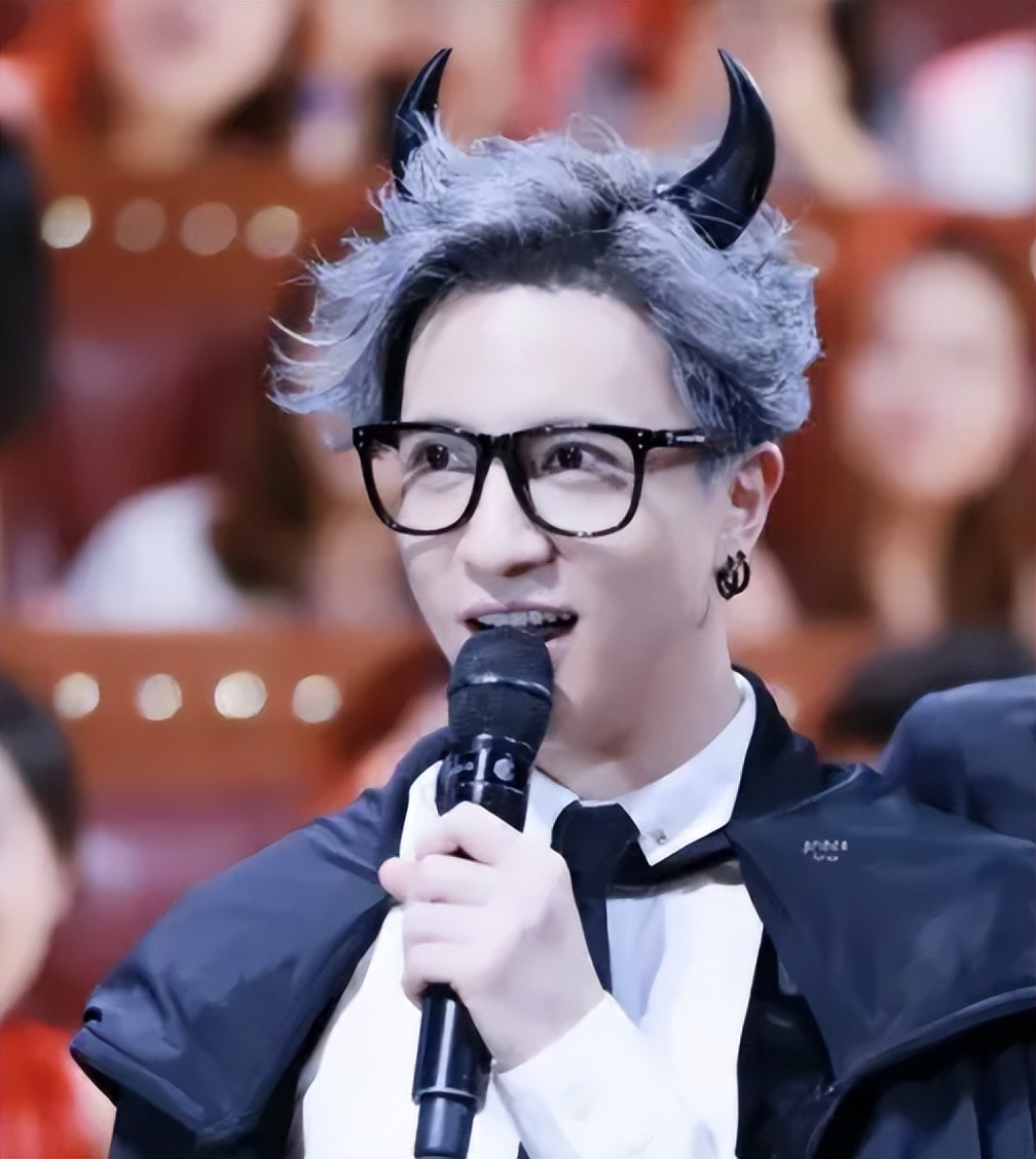 盘点娱乐圈9位男星的“衰落史”,劣迹男明星都有谁