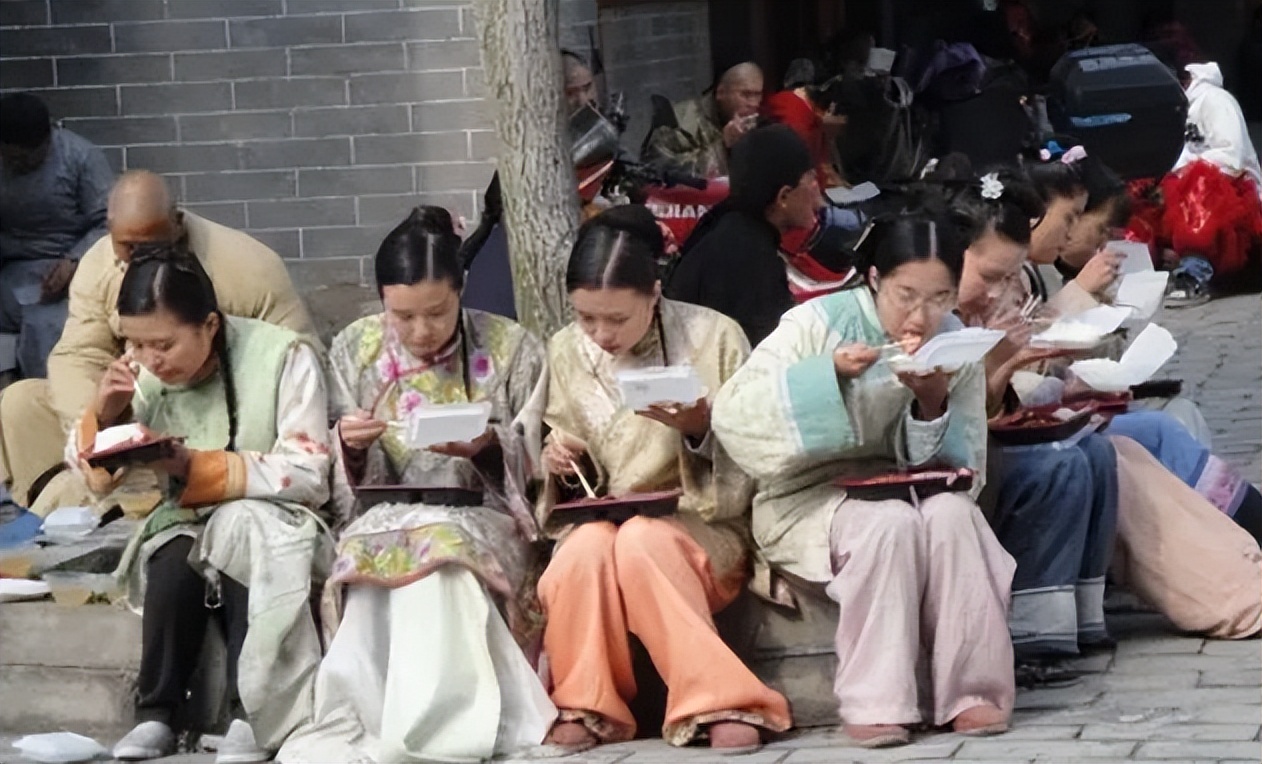 万名横店群演现状,横店20万群演现状