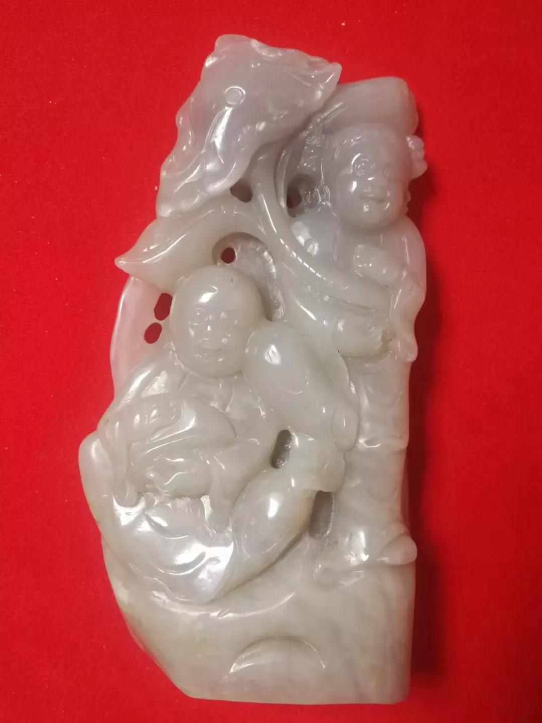 100斤的和田玉雕值多少钱,国宝和田玉雕