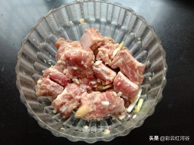 香酥排骨的做法外酥里嫩,香酥排骨皮脆肉嫩