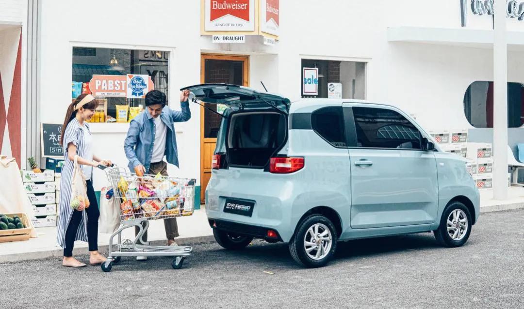 奇瑞qq冰淇淋和mini对比,五菱宏光mini和奇瑞冰淇淋选哪个