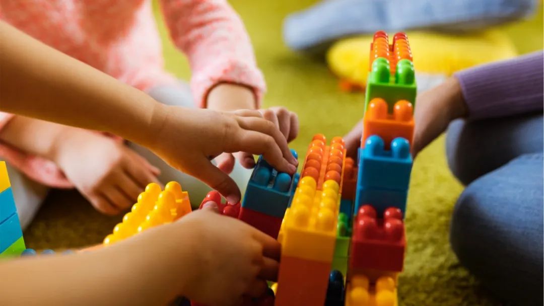 熊孩子多动症有哪些表现,3岁宝宝特别好动是多动症吗