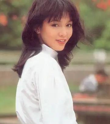 吕方郑裕玲情史,香港歌手吕方和郑裕玲