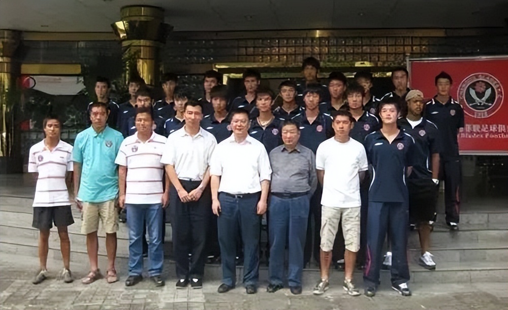 徐夷文小传丨香港谢菲联队长，北区大足赛冠军