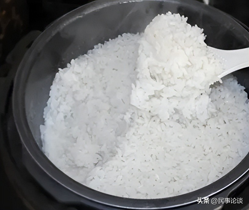 蒸米饭的时候需不需要放一些水,香米蒸米饭用多少水