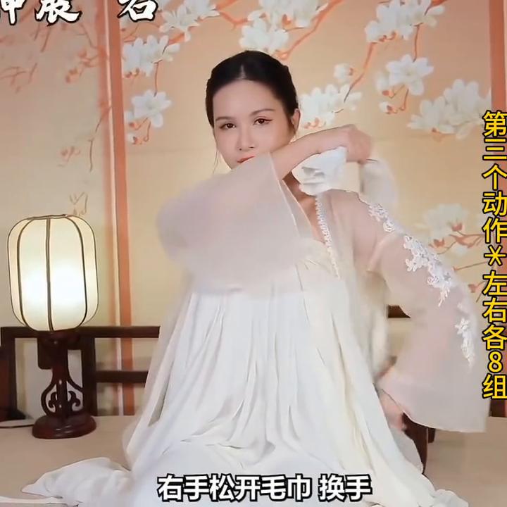 如何快速消除富贵包矫正肩颈,改善肩颈富贵包的训练动作