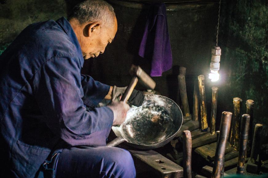 章丘铁锅为啥拼多多便宜,拼多多上的章丘铁锅怎么样