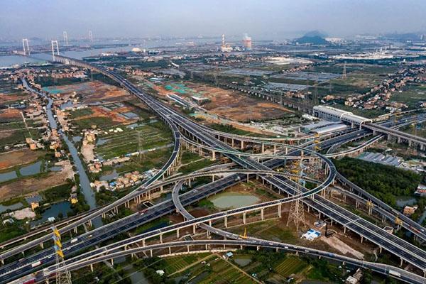 三峡水电站带来的影响,三峡水电站有哪些效益和功用