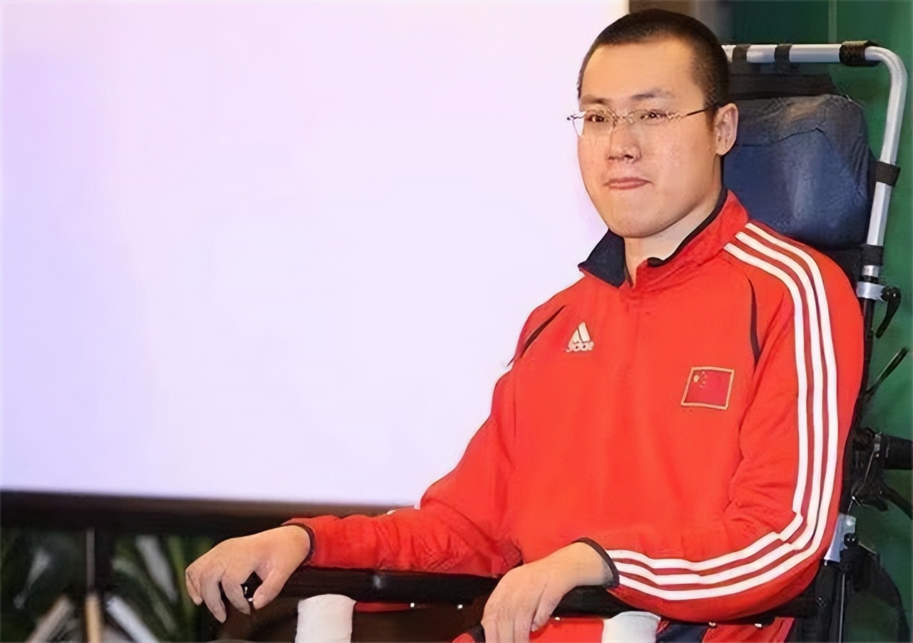 排球运动员汤淼的母亲为何改嫁了,汤淼现家庭状况