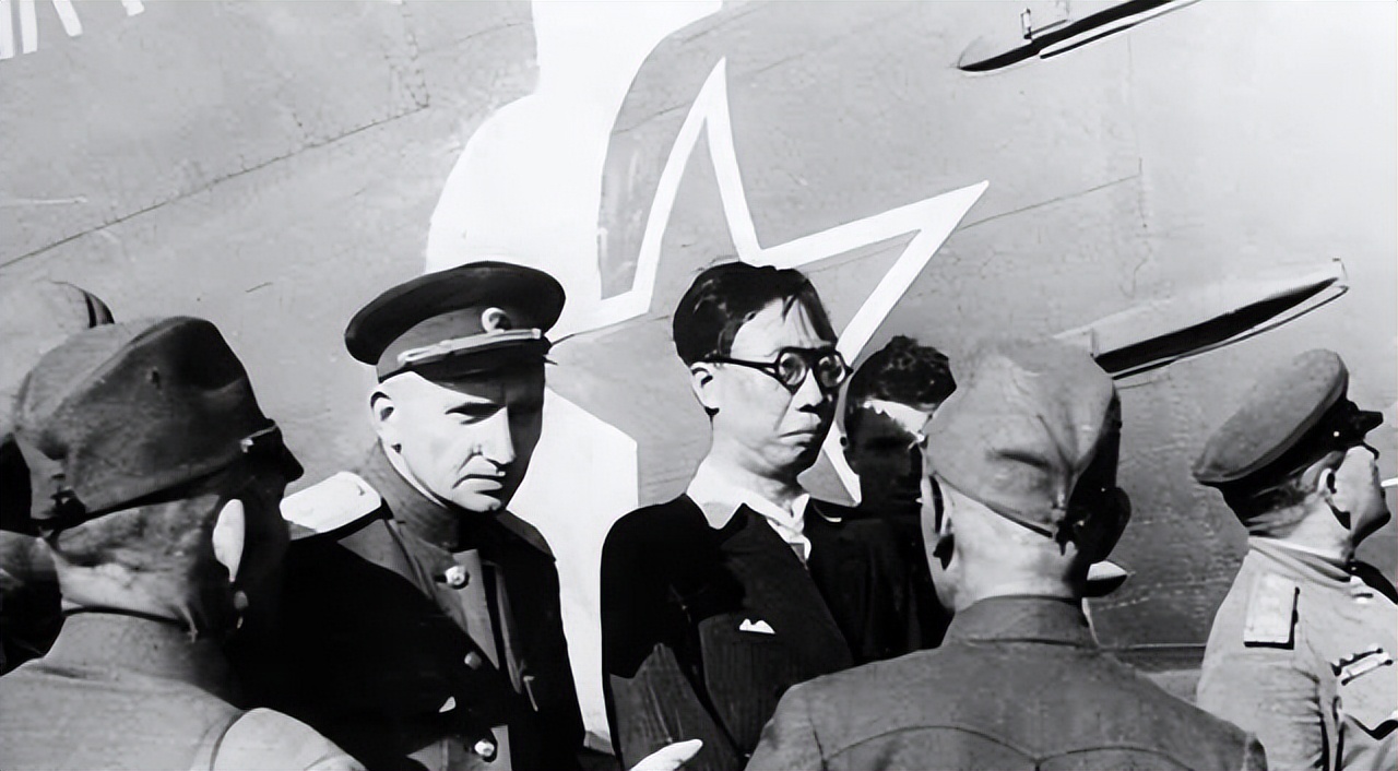 张学良晚年提到末代皇帝，随后怒言：我若是*产党共**，一定会灭他