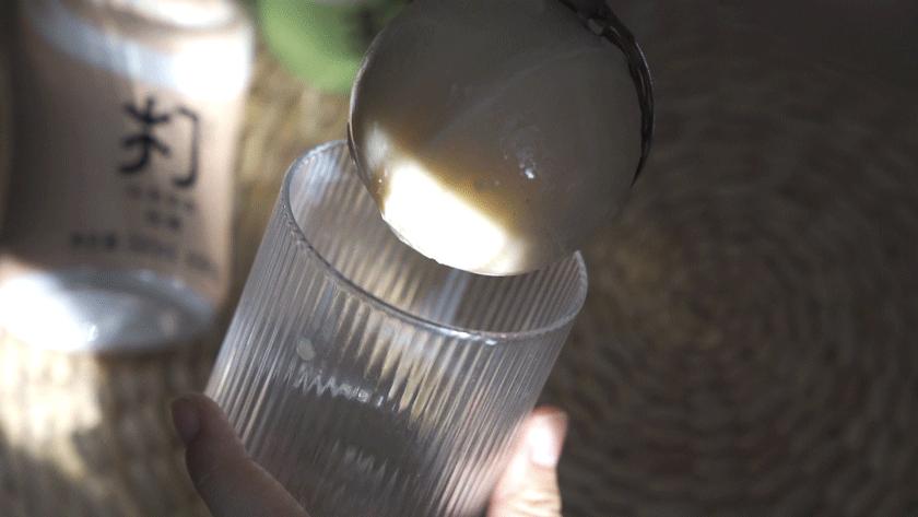 打奶茶真的好喝吗,之前很火的爆打奶茶