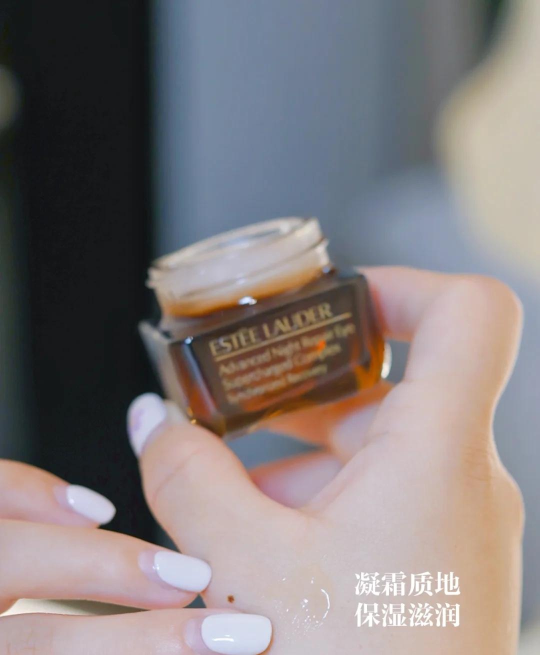 兰蔻vs雅诗兰黛眼霜测评,30岁用雅诗兰黛还是兰蔻护肤品