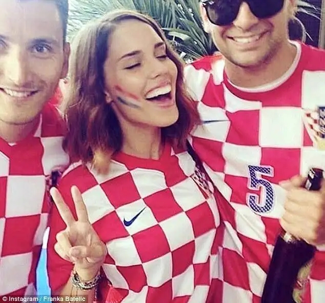 世界杯三大夺冠太太团,世界杯32强都是谁