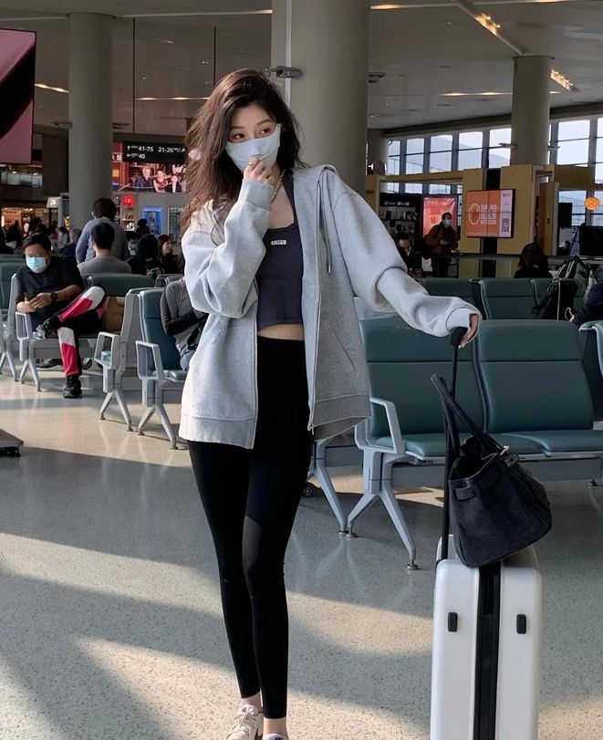 鲨鱼裤怎么穿夏天,冬天鲨鱼裤怎么穿好看又保暖