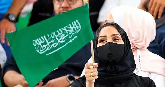 世界杯惊艳女球迷大赏,世界杯女球迷惊艳全场