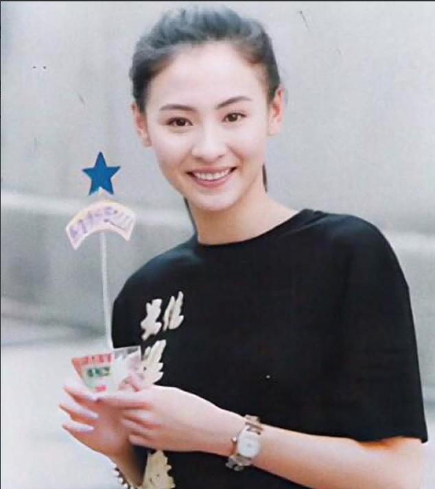 露额头发型会显得阳光,露额头显精神的发型