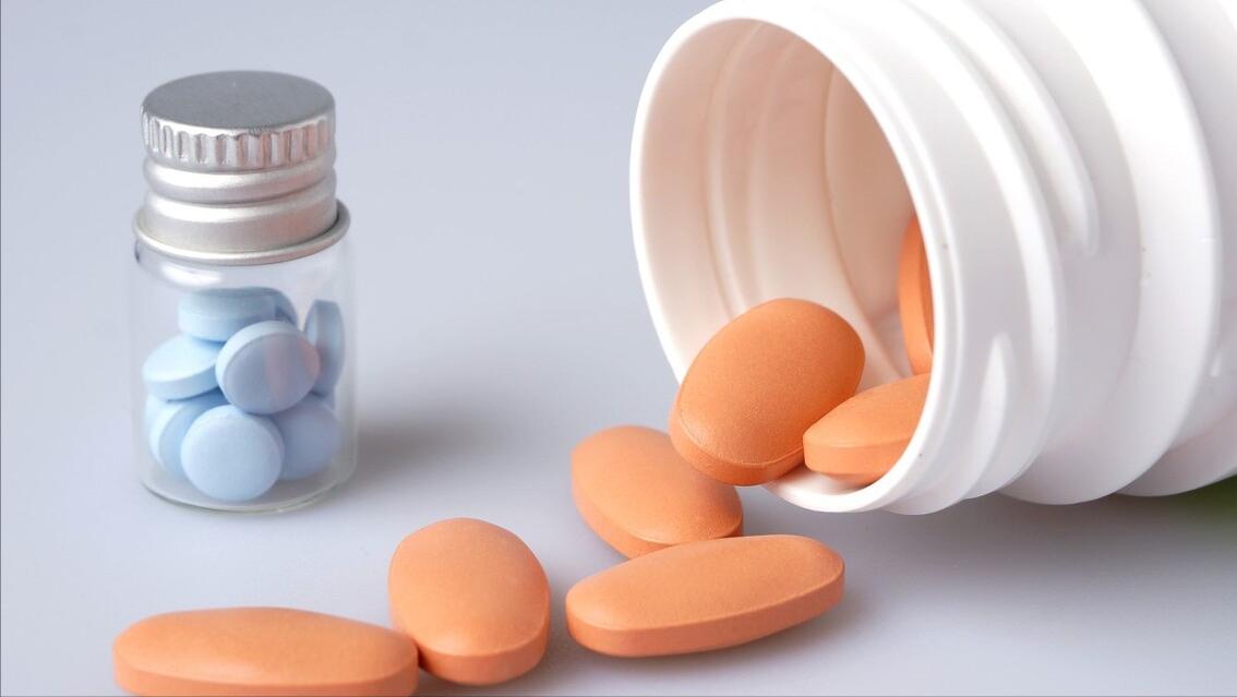 奥美拉唑长期服用对胃部有影响吗,奥美拉唑药品禁忌